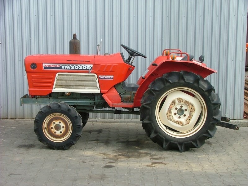 Mini traktorek Yanmar YM2020D, 20KM, 4x4 — zdjęcie 5