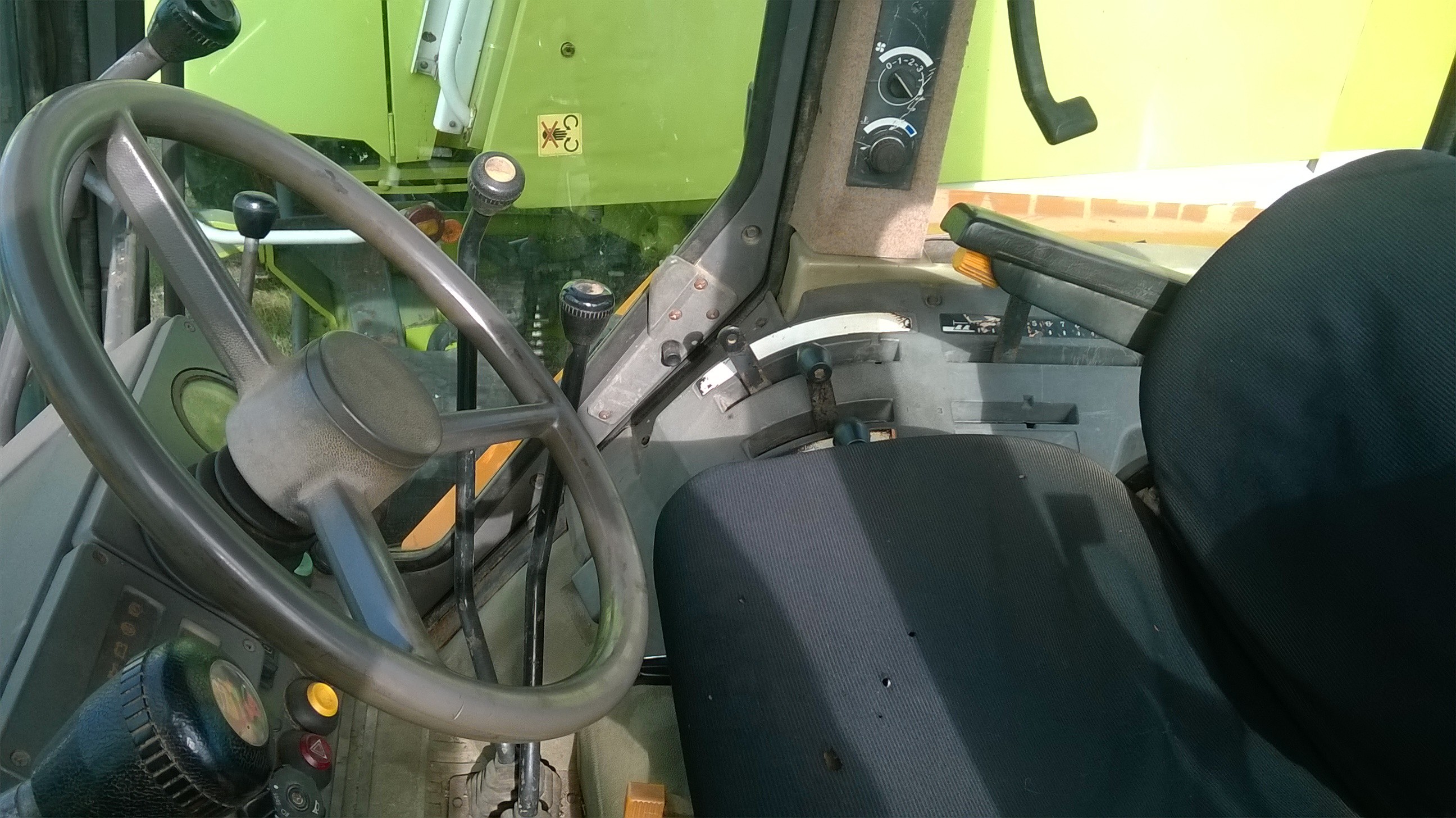 Traktor Renault 110/54 — zdjęcie 4