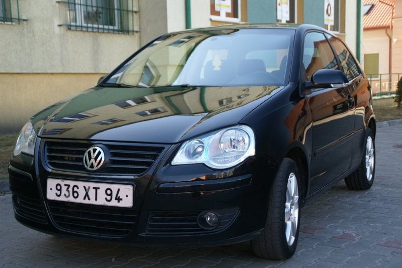SPRZEDAM VW POLO 2005r — zdjęcie 2