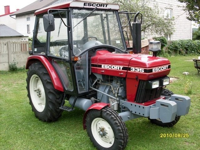 SPRZEDAM ESCORT 335 DUO — zdjęcie 1