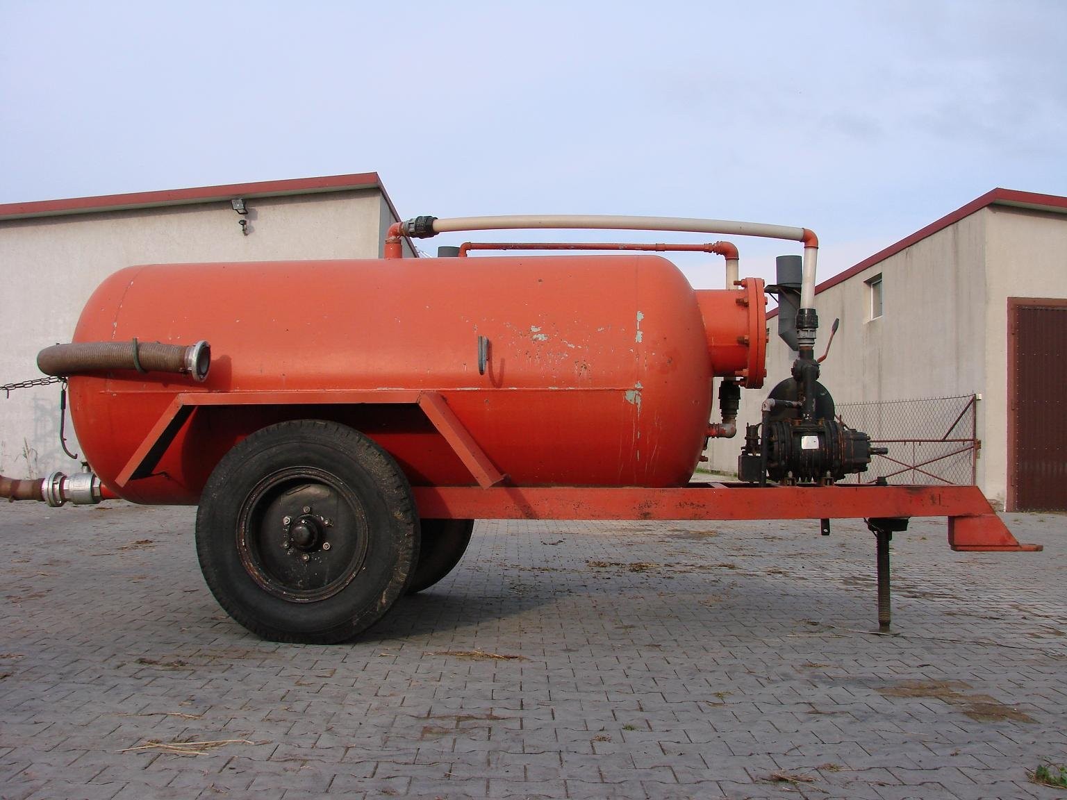 A.B.S. Wóz asenizacyjny - 1997 - 4000 l. — zdjęcie 2