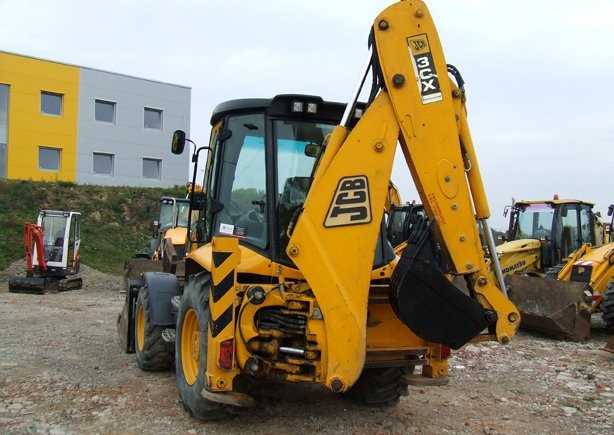 koparko ładowarka JCB 3CX Contractor z roku 2004., — zdjęcie 3