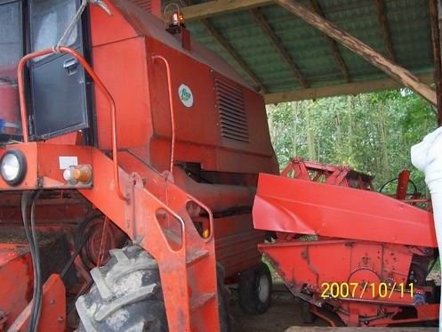KOMBAJN ZBOŻOWY BIZON REKORD ZO58 — zdjęcie 2