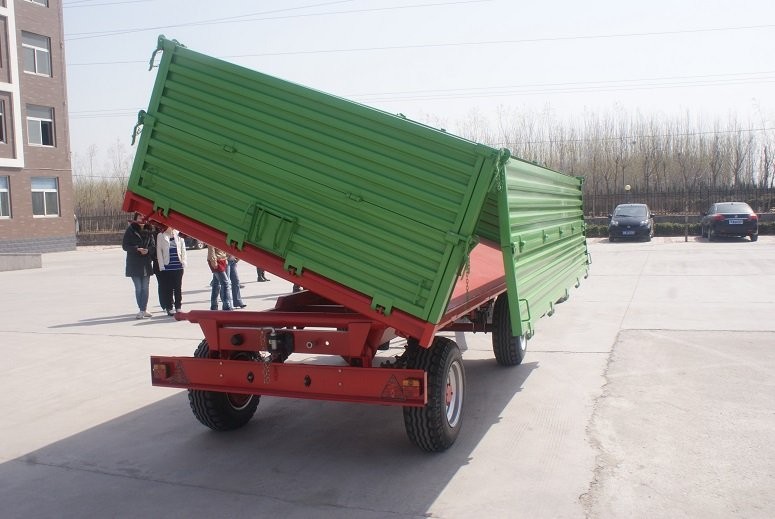 Nowe przyczepy rolnicze z wywrotem od 5 do 15 ton — zdjęcie 3