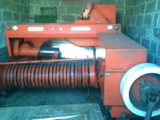 Prasa kostkujaca Z224/1