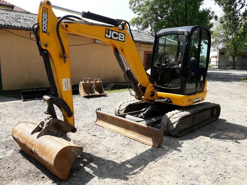 JCB 8050 - koparkikrakow.pl - 2011 rok — zdjęcie 2