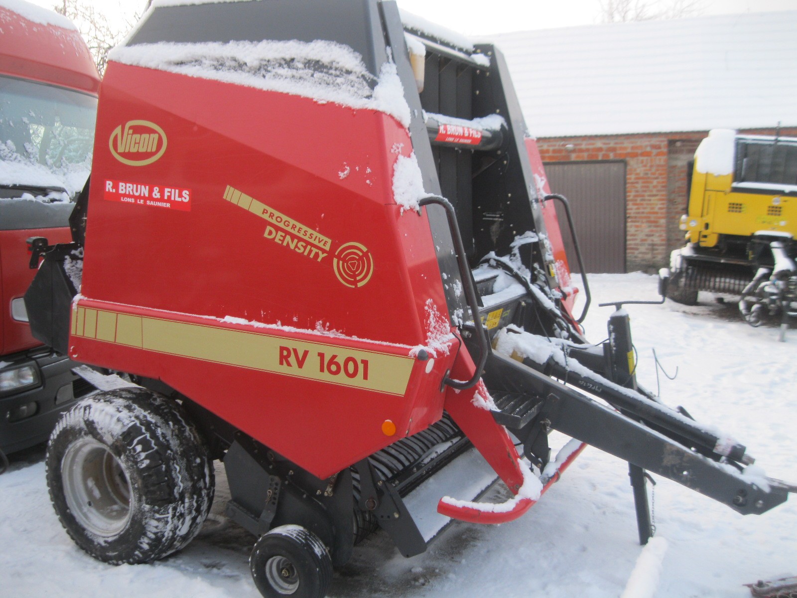 Prasa rolująca John Deere,Claas,Vicon,Deutz ,Gallignani,New Holland — zdjęcie 10