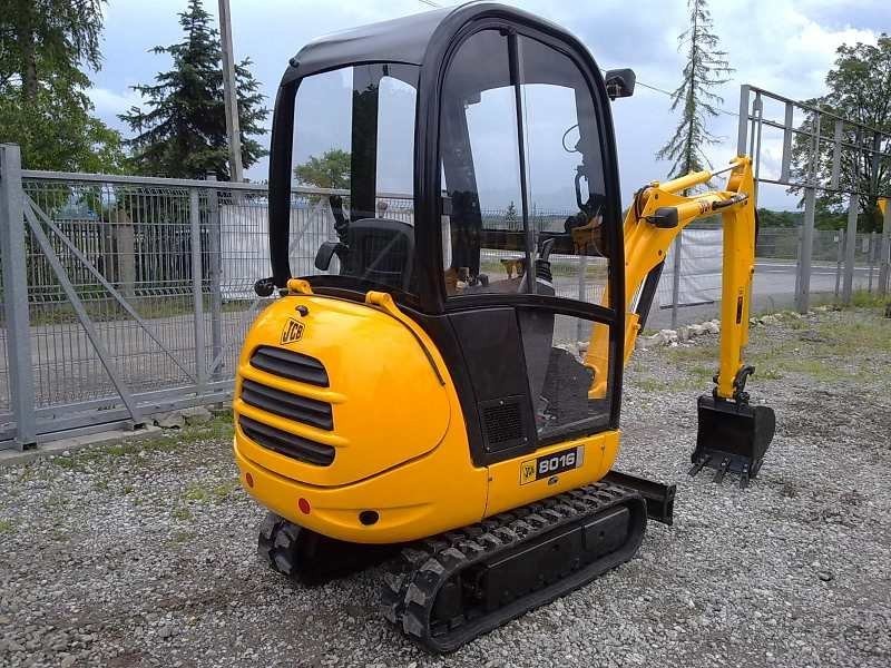 Koparka / Minikoparka JCB 8016 --- rocznik: 2007 — zdjęcie 5