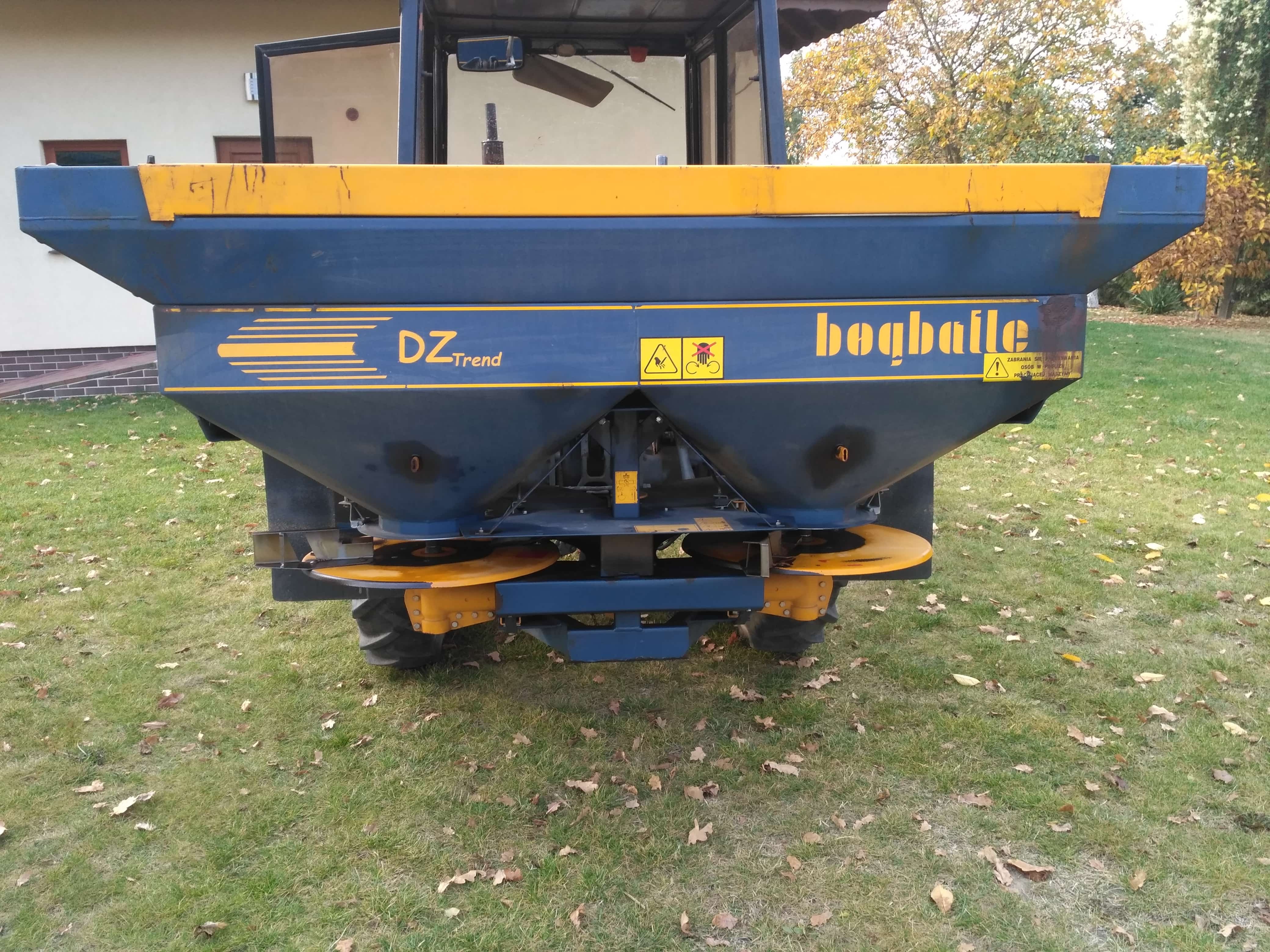ROZSIEWACZ NAWOZÓW BOGBALLE DZ TREND SKRZYNIA 1000L ROK 2001 — zdjęcie 6