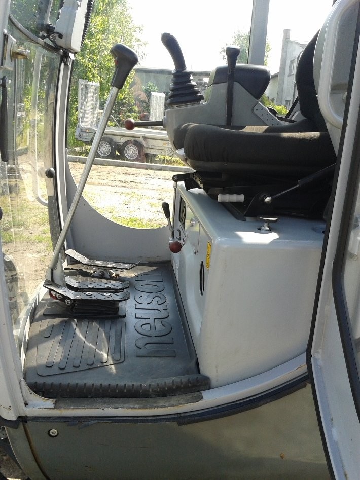 NEUSON 1503 2008 1400mh 18KM MINIKOPARKA LESING GW — zdjęcie 3
