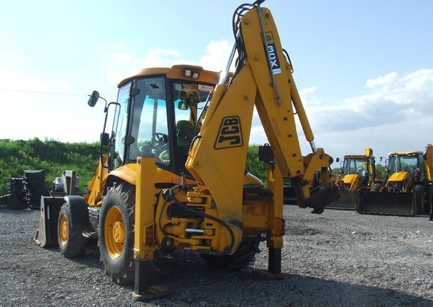 Koparko ładowarka JCB 3CX Sitemaster z roku 2005, — zdjęcie 3