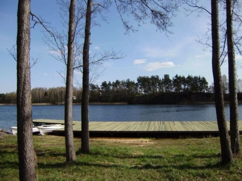 Wypoczynek z wędką nad Superłowiskiem jeziora Boksze na Suwalszczyźnie — zdjęcie 2