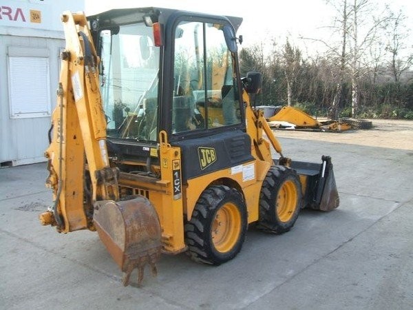 JCB 1CX Koparko ladowarki — zdjęcie 4