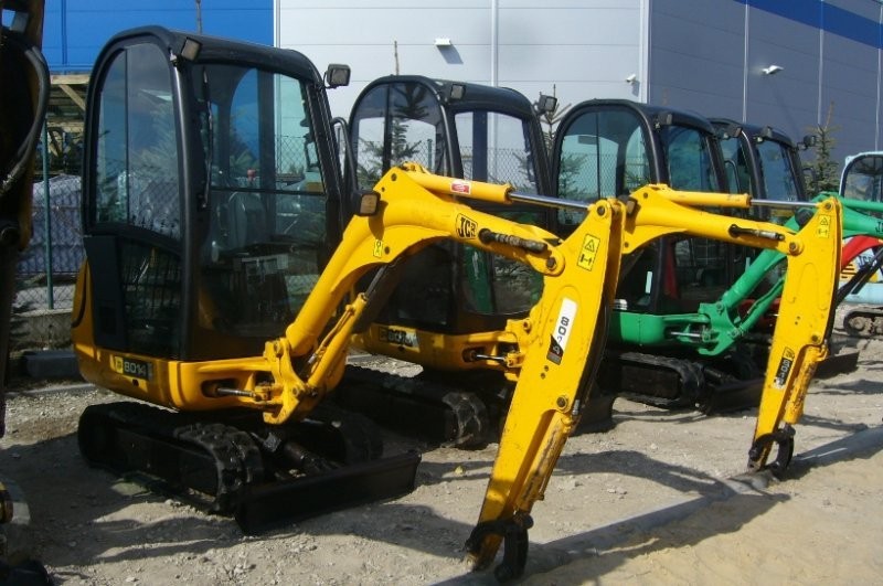 JCB 8014 2005 1500mh 19KM LEASING GWARANCJA — zdjęcie 3