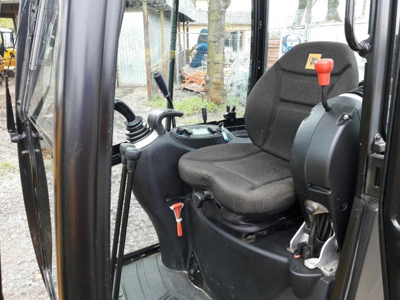 JCB 8018 CTS 2012, 2013 - minikoparki gąsienicowe — zdjęcie 6