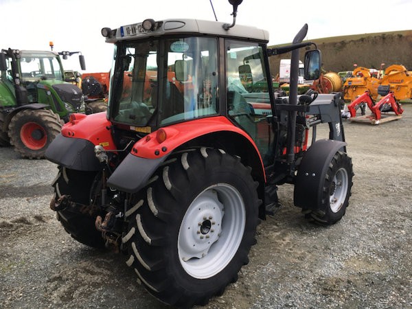 Massey Ferguson 547z5 traktor — zdjęcie 4