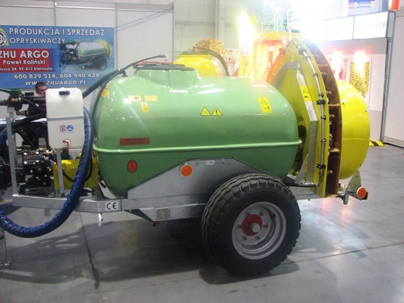 Opryskiwacz sadowniczy SP1000 — zdjęcie 2