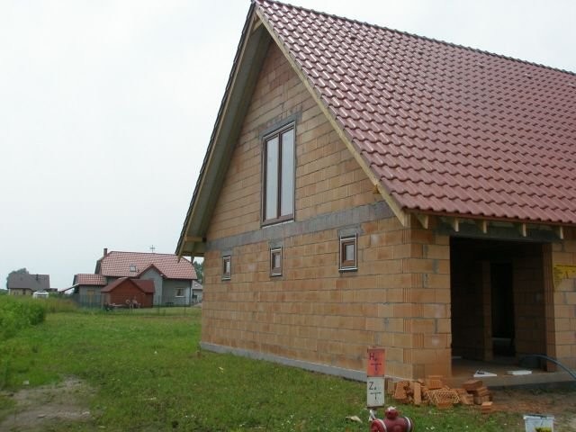 Dom w stanie surowym 10 km od centrum Wrocławia — zdjęcie 1