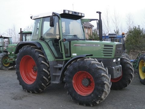 Kupię ciągnik Fendt, same, new holland, john deere — zdjęcie 1