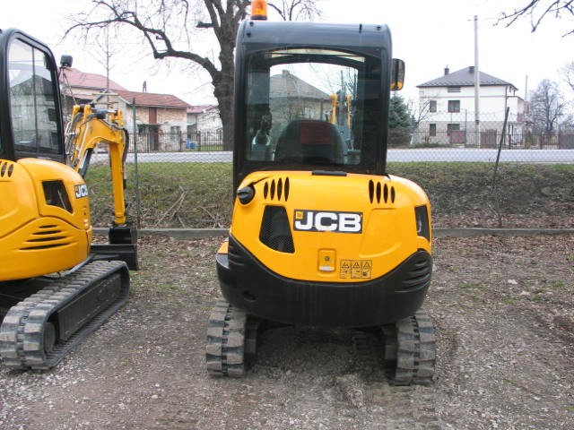 Koparka / minikoparka JCB 8026 CTS z 2013 roku — zdjęcie 3
