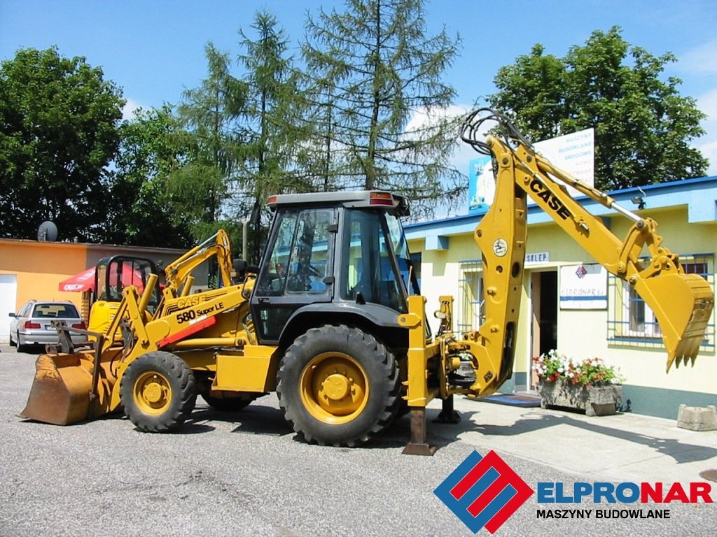 Koparka CASE 580SLE z 2001r. — zdjęcie 1