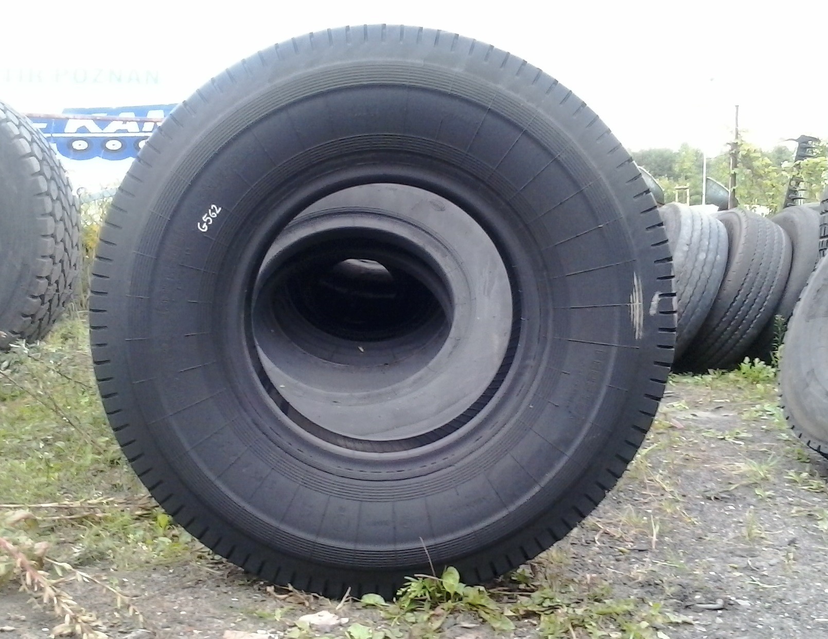 (G562) Opona 300 R508  Prostar — zdjęcie 2