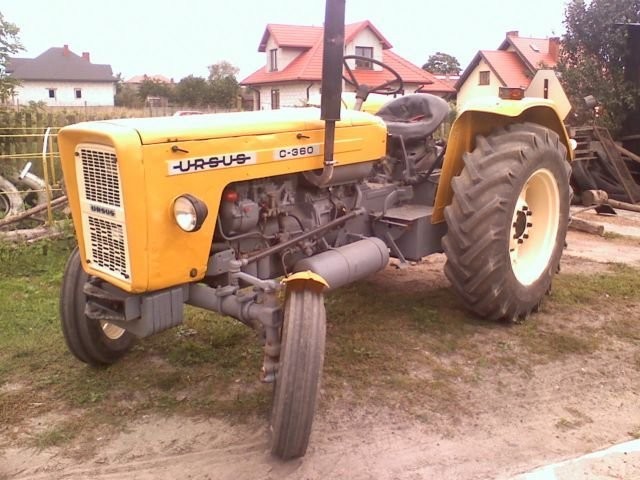 Ursus C-360 — zdjęcie 1