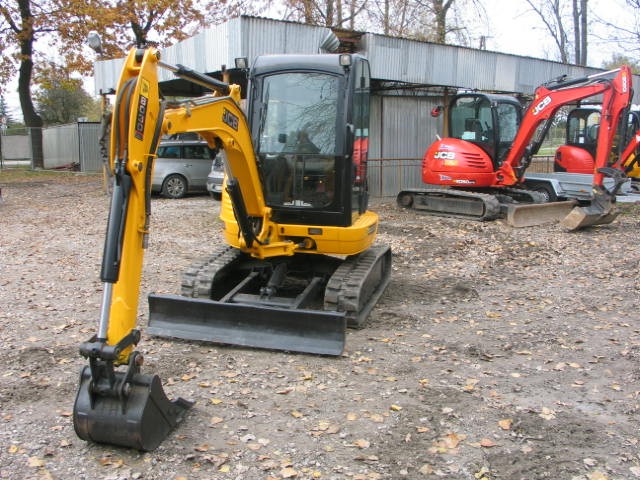 koparkikrakow.pl - JCB 8030 ZTS z 2010 roku  — zdjęcie 2