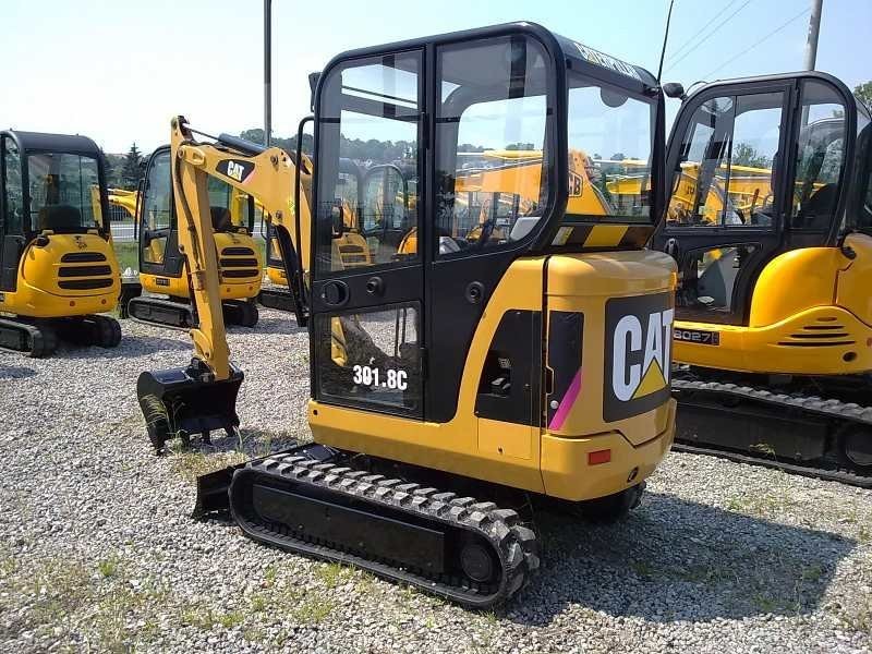 Koparka / Minikoparka CAT 3018 --- rocznik: 2008 — zdjęcie 6