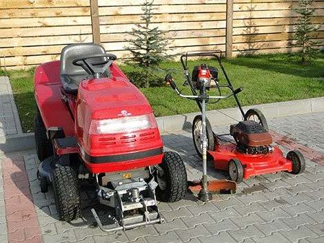 Koszenie  trawników