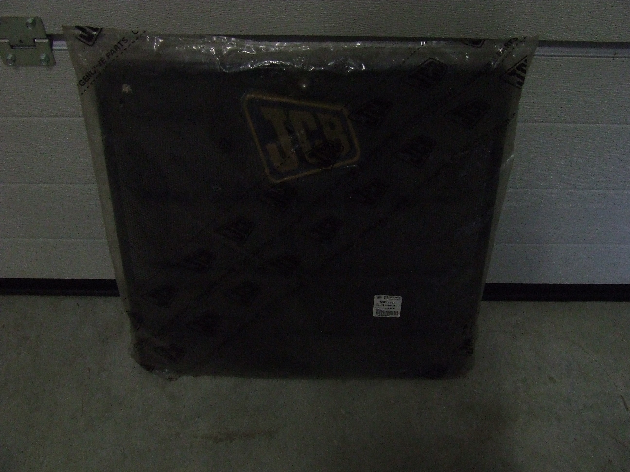 Grill do koparko ładowarek JCB 3CX/4CX. — zdjęcie 2