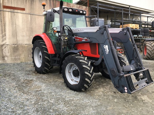 Massey Ferguson 547z5 traktor — zdjęcie 3