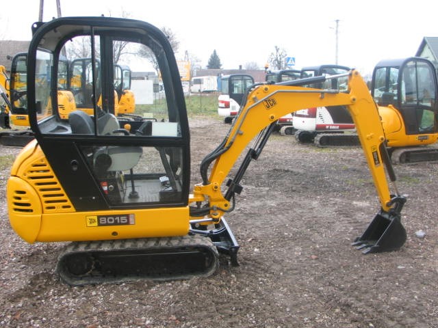 koparkikrakow.pl - JCB 8015 z 2005 roku — zdjęcie 4