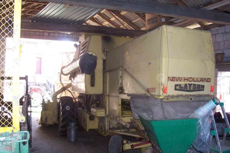 Sprzedam kombajn zbożowy New Holland M133. — zdjęcie 2