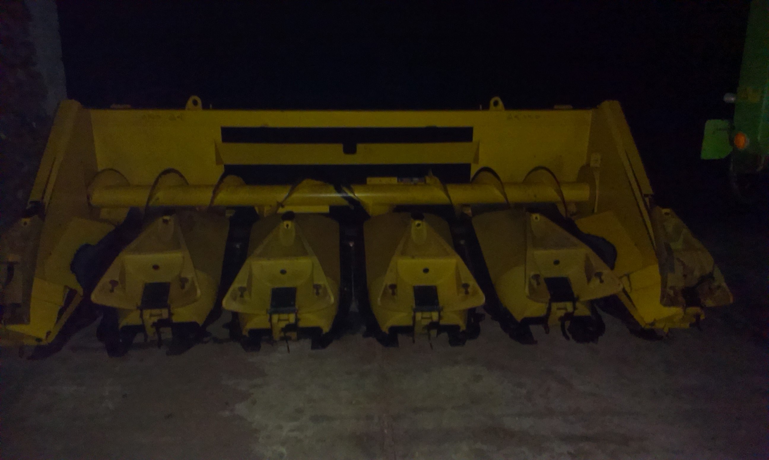 New Holland - New Holland - Przystawka do kukurydzy 5-rzędowa New Holl — zdjęcie 4