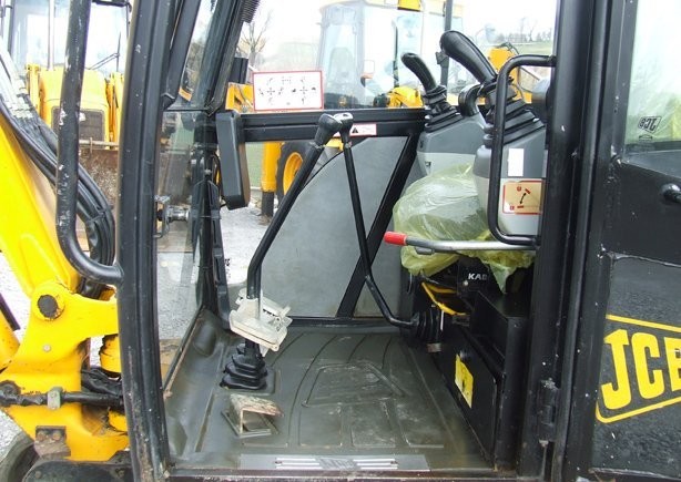 Mini koparka JCB 803 Super z roku 2006 / — zdjęcie 2