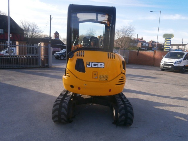JCB 8025 ZTS,  2011 rok, sprzedam mini koparkę — zdjęcie 4
