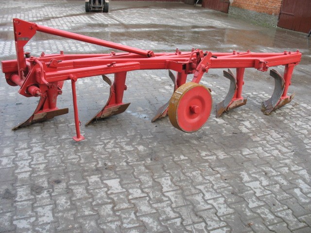 Pług GRUDZIĄC 5 skib — zdjęcie 2