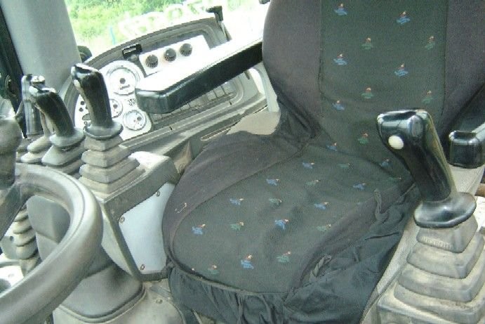 WYPRZEDAŻ MASZYN - JCB 3CX TURBO NA JOYSTIKACH. . — zdjęcie 4
