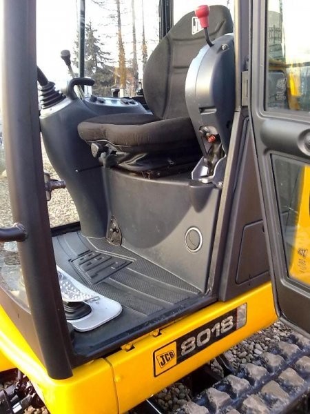 JCB 8018 rocznik: 2009 --- koparkikrakow.pl — zdjęcie 2