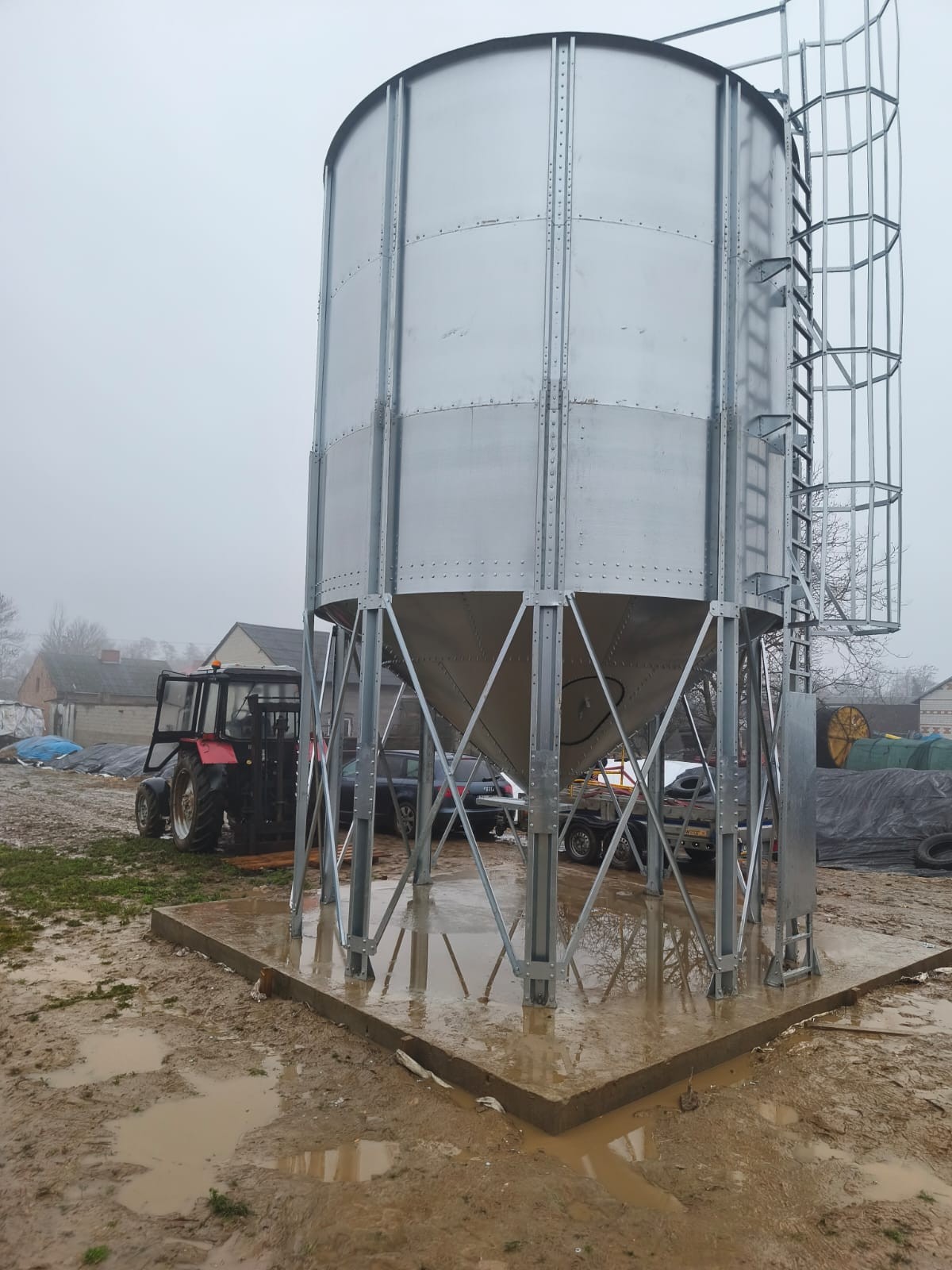 Silos lejowy 107 Ton - montaż - transport - szybki termin — zdjęcie 4