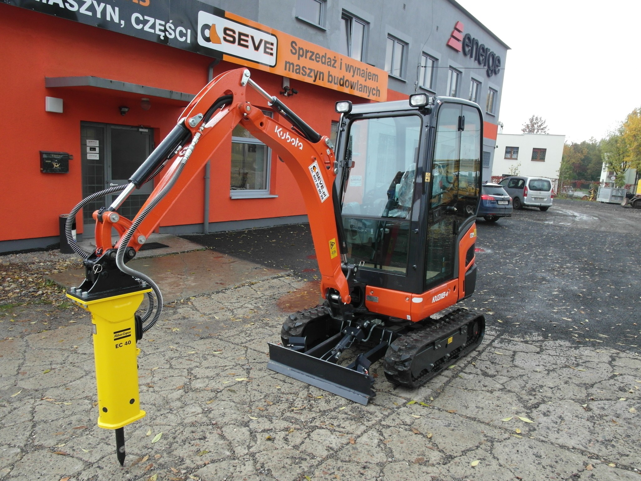 Młot hydrauliczny Epiroc Atlas Copco SB102 do minikoparki 1,5 - 3 tony — zdjęcie 4