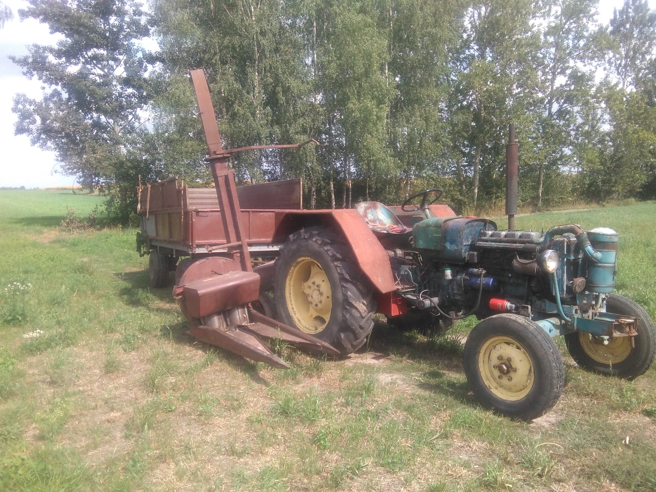 ciągnik, orkan, rozrzutnik