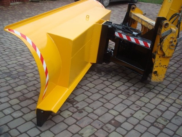 PŁUG DO NOŚNIKÓW TELESKOPOWYCH JCB - PRODUCENT — zdjęcie 2