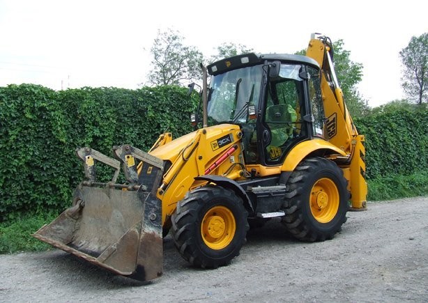 JCB 3CX CONTRACTOR z roku 2005 — zdjęcie 1