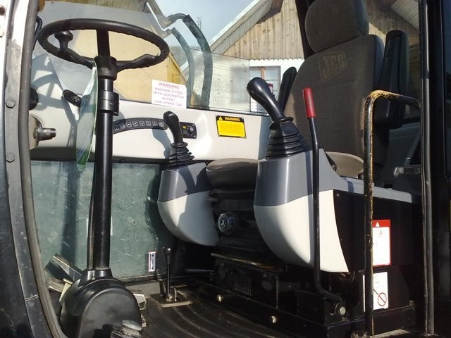 OKAZJA KOPARKA KOŁOWA JCB JS160W z 2003 6309mtg — zdjęcie 3