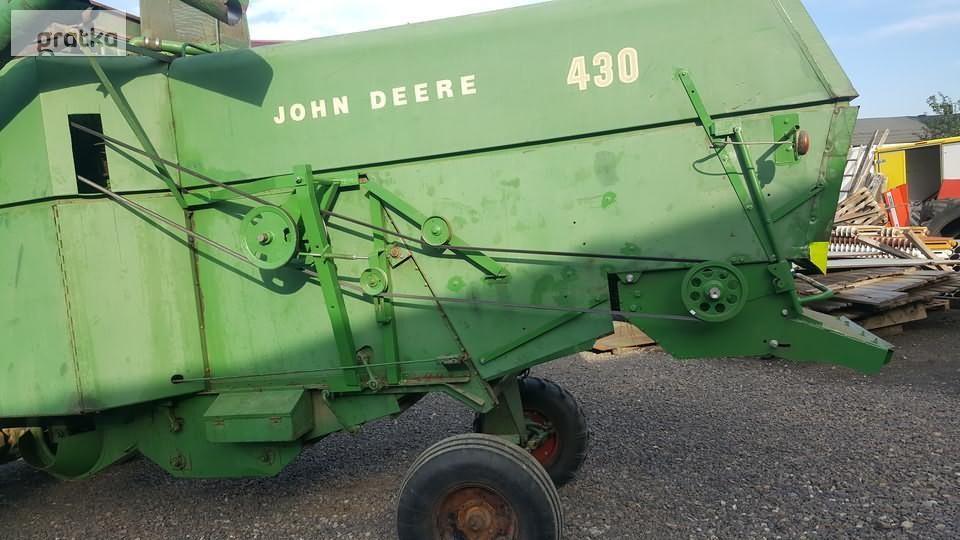 Rozdrabniacz słomy sieczkarnia CLAAS JOHN DEERE NEW HOLLAND Dominator — zdjęcie 2