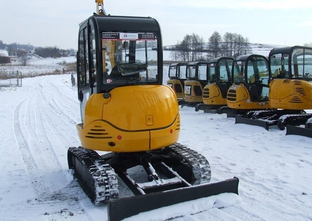 JCB 8027 ZTS - 2005 r. — zdjęcie 1