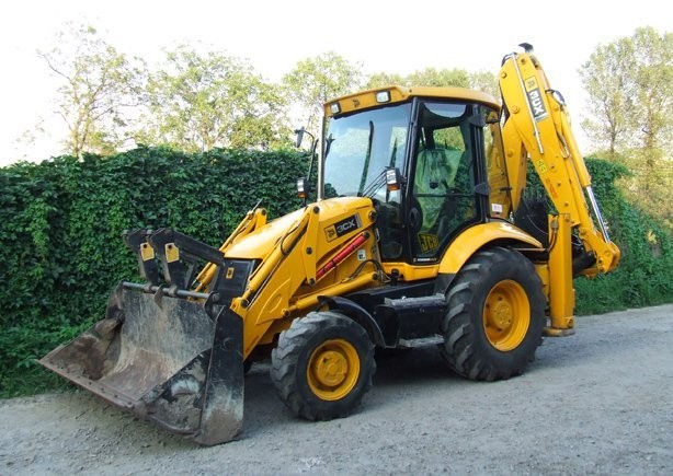 JCB 3CX z roku 2006 /Sterowanie w Joysticku — zdjęcie 1