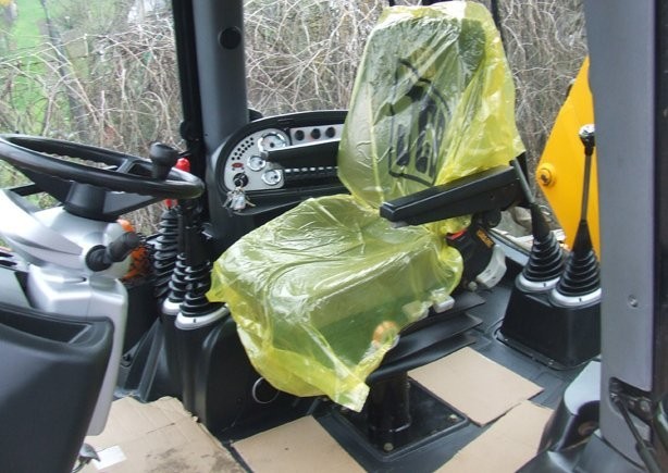 Koparko ładowarka JCB 3CX Sitemaster z roku 2003. — zdjęcie 2